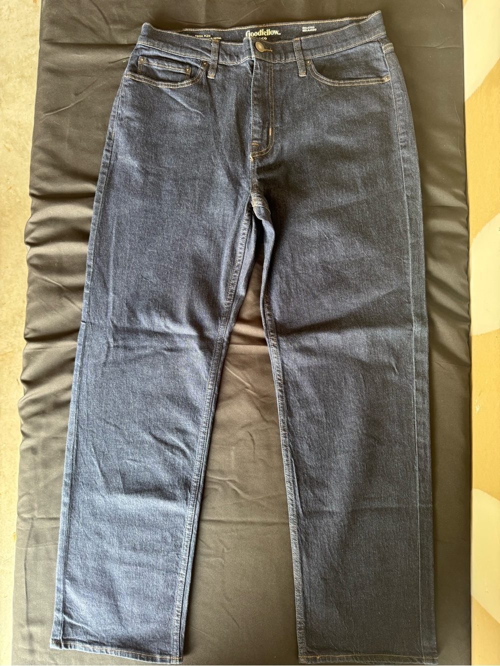 NWOT Goodfellow Men's 34x32 Relaxed Fit Jeans Dark Indigo Total Flex Stretch